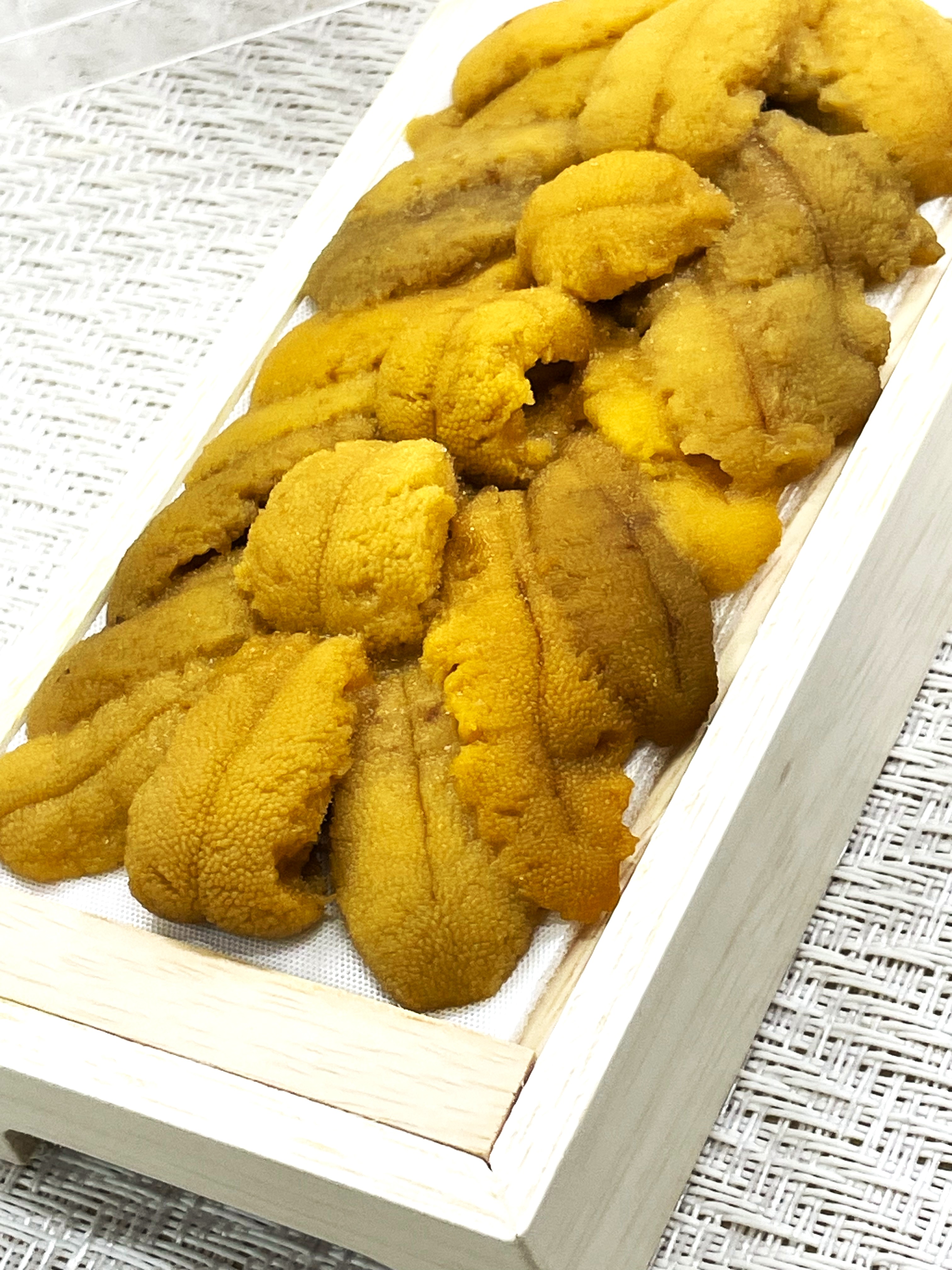 甘みと旨味が格別！冷凍生うに（70g） | 蟹ゆで名人